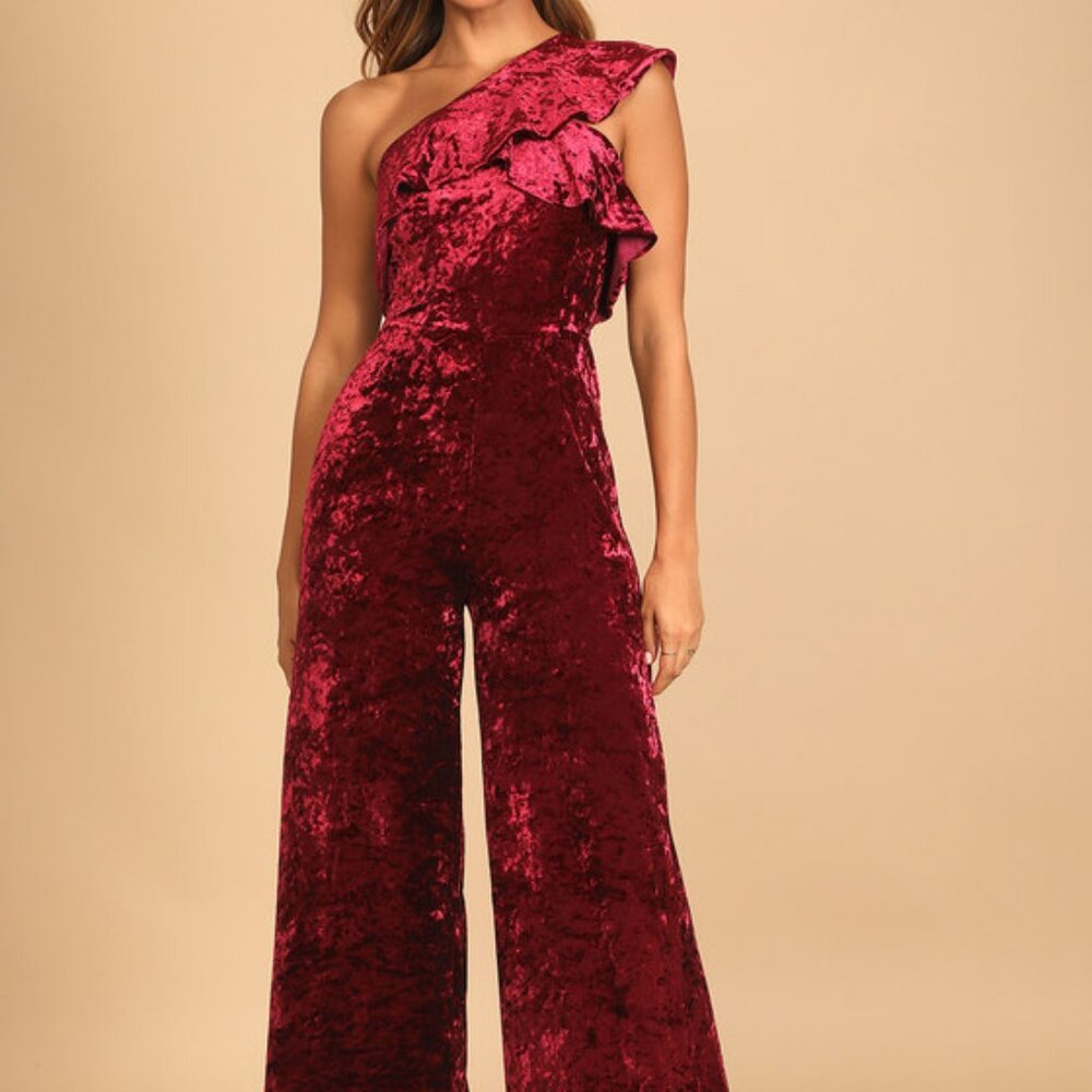 LULUS Burgundy Velvet One-Shoulder Jumpsuit – Size Small